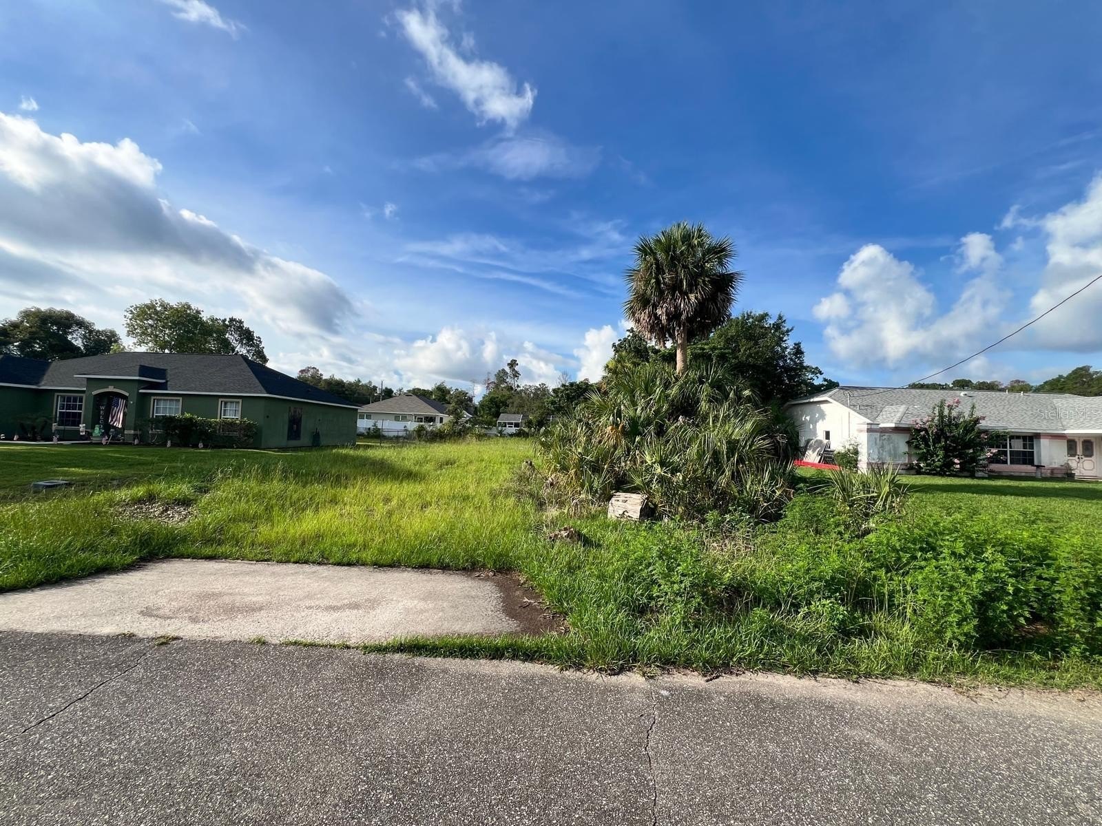Residential Land in Spring Hill