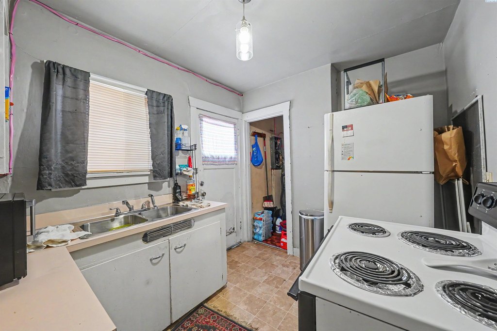 Picture 19