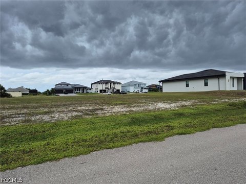 Land, Cape Coral, FL