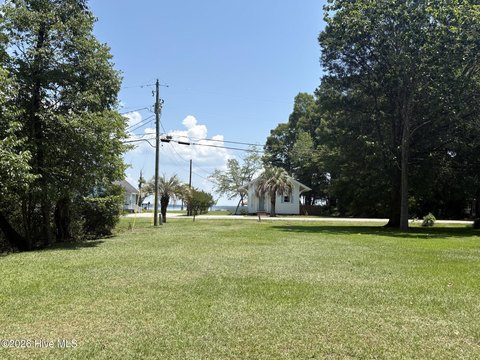 LAND - Lake Waccamaw, NC