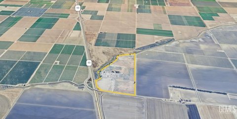 Versatile Agricultural Property Near Freeway