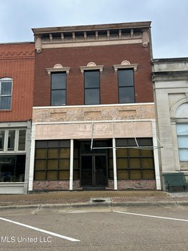 Retail Building in Yazoo City