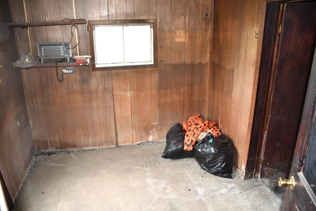 Picture 19
