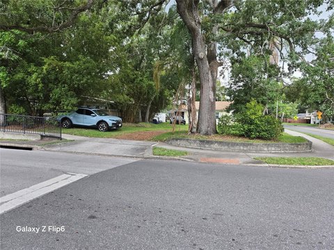 Land - ORLANDO, FL
