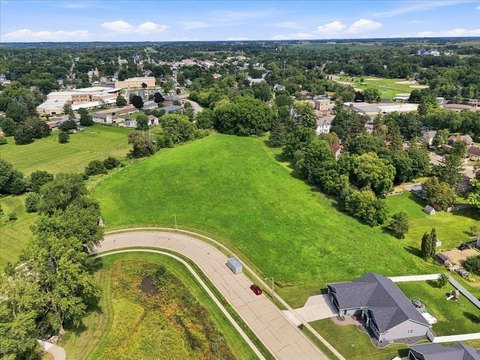 Lots & Acreage, Columbus, WI