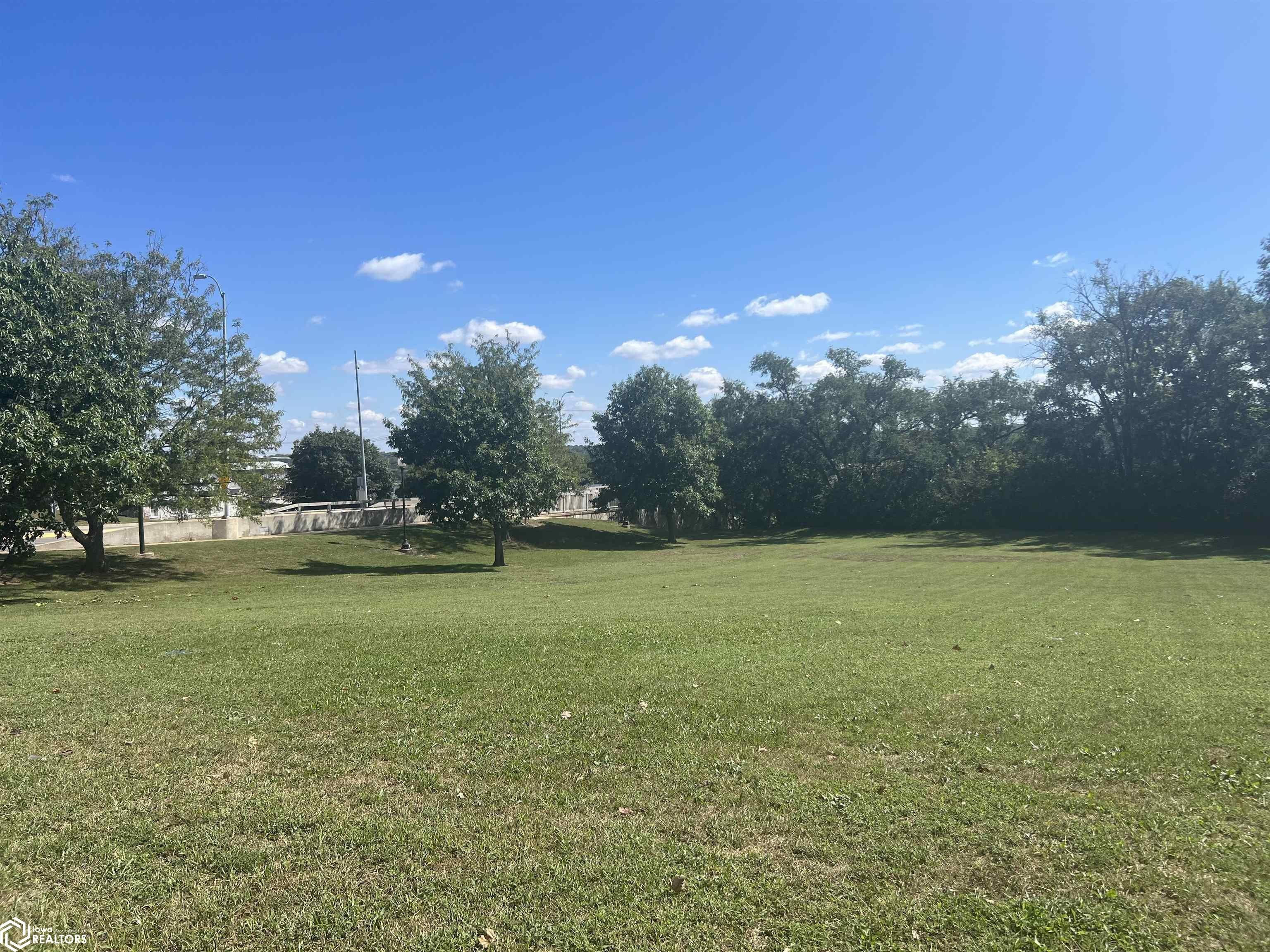Keokuk Commercial Land For Sale