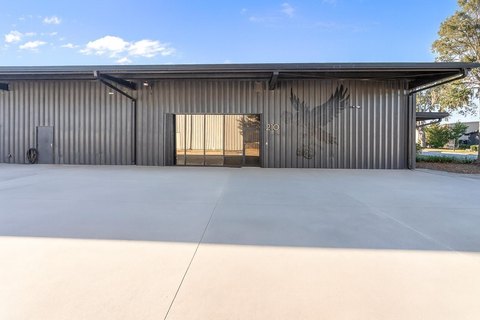 Flex Space with Warehouse Bay