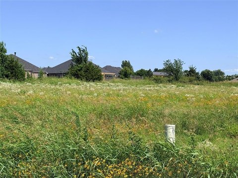 LAND - Edmond, OK