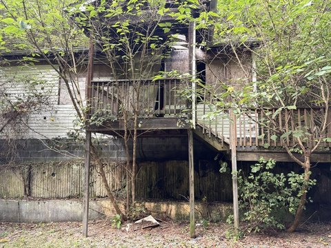 Land, Saltville, VA