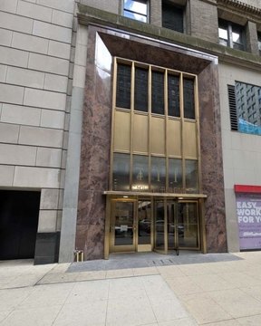 Professionally Renovated Office in Chicago