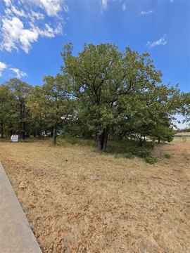 LAND, Medicine Park, OK