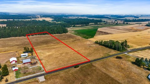 Land Parcel in Deer Park