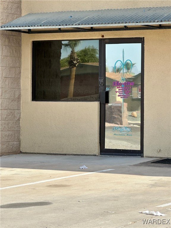 Affordable Commercial Space in Mesa Plaza