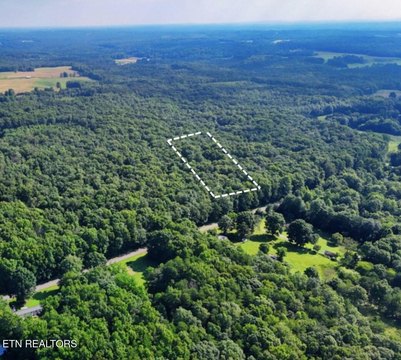 LAND - Crossville, TN
