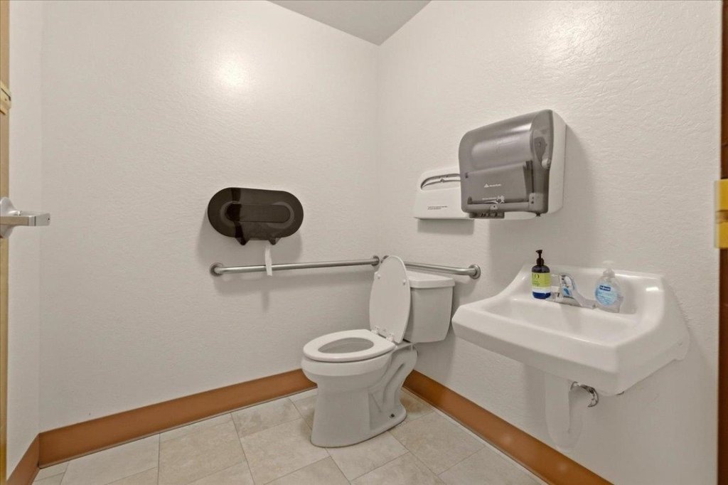 Picture 36