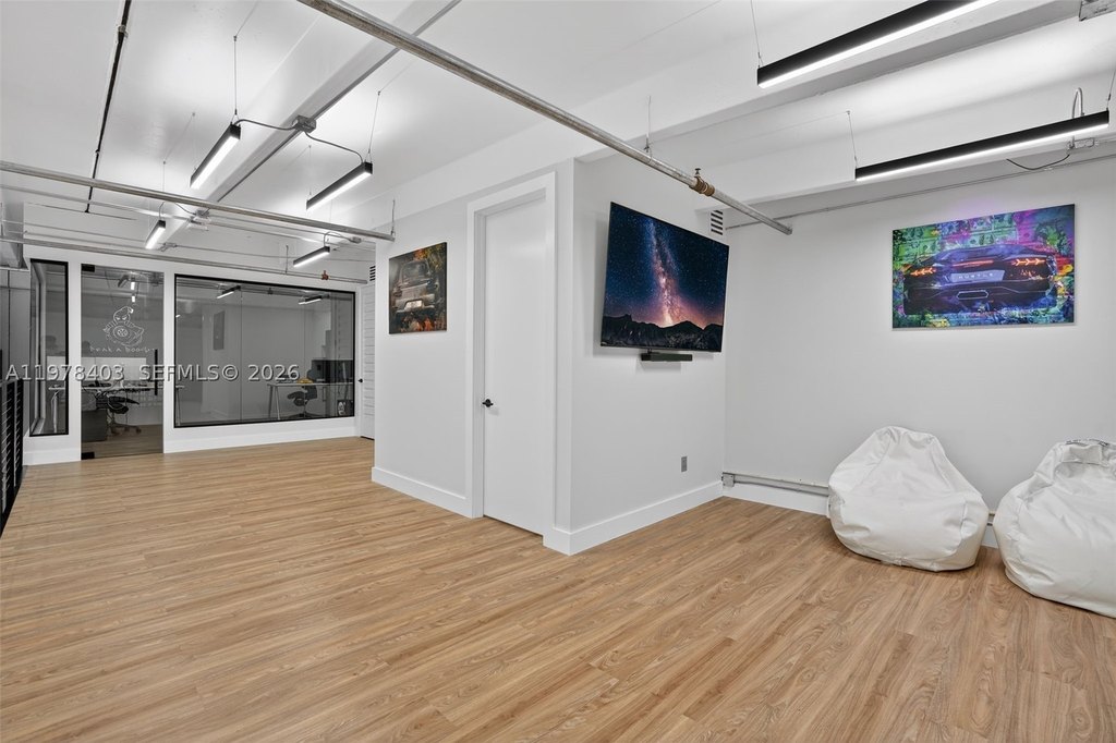Picture 17
