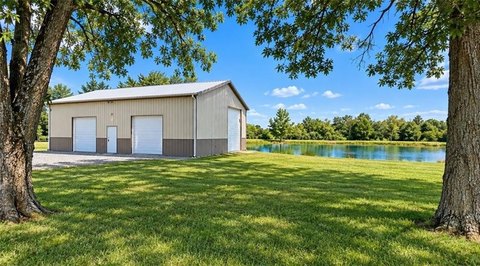 Land, Louisburg, KS
