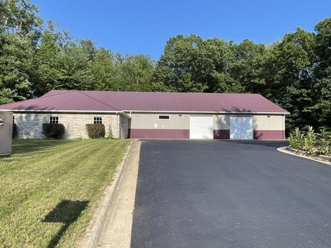 Industrial Building in Greenville's Park