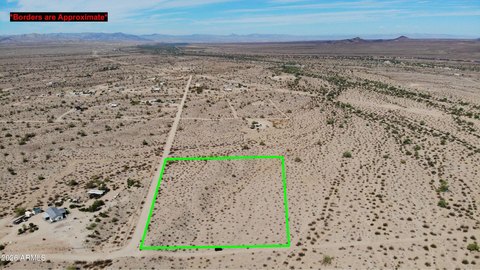 Land in Yucca Vista