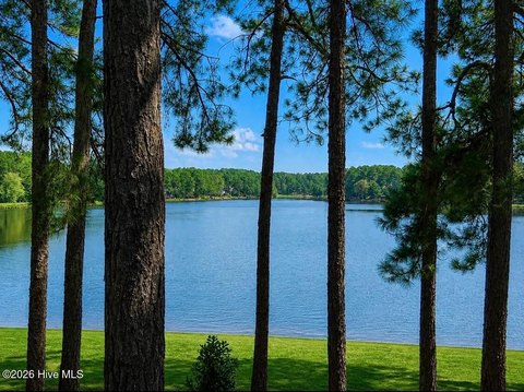 Lakefront Homesite in Pinewild