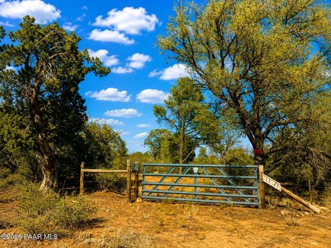 LAND - Prescott, AZ