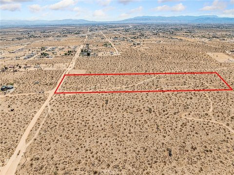 Phelan Land with Development Potential