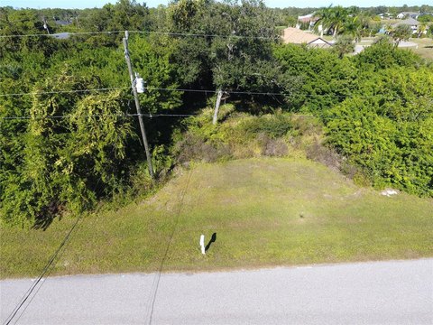 Rotonda West Homesite with Utilities