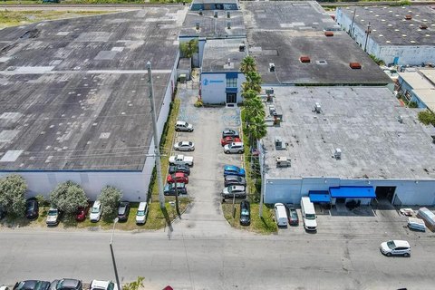Miami Warehouse with Extensive Office