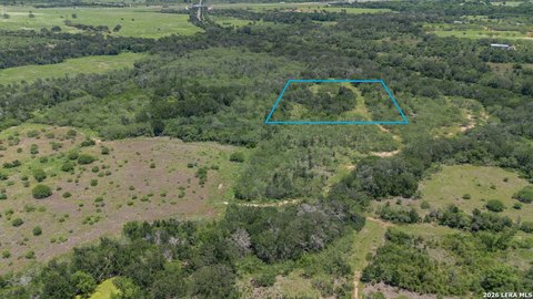 Land, Seguin, TX