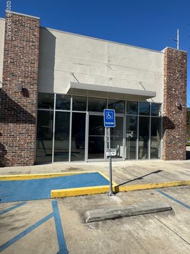 Lafayette Commercial Suite For Lease