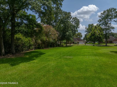 LAND - Lafayette, LA