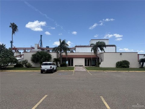 Warehouse and Office Space with Cold Storage