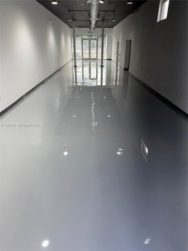 Remodeled Retail Space on 27th