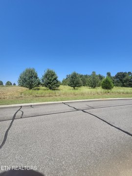 Lots & Acreage, Harriman, TN