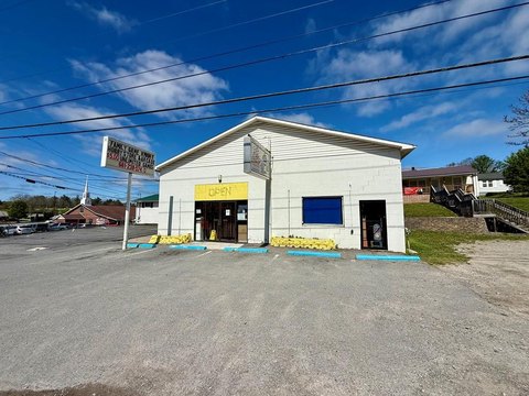 Commercial Building Near Crab Orchard
