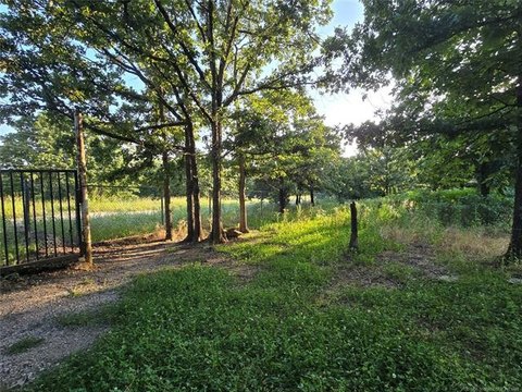 LAND - Bixby, OK
