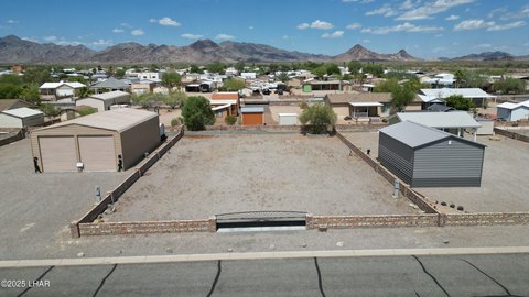 Quartzsite RV Lot with Hookups