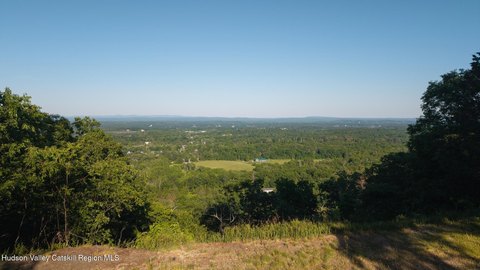 LAND - Saugerties, NY
