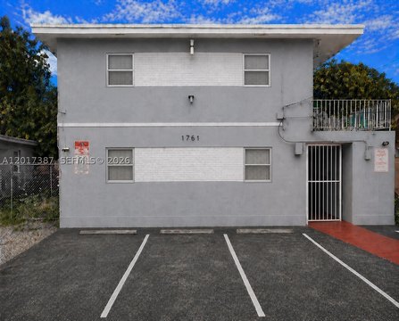Multifamily Apartment Building