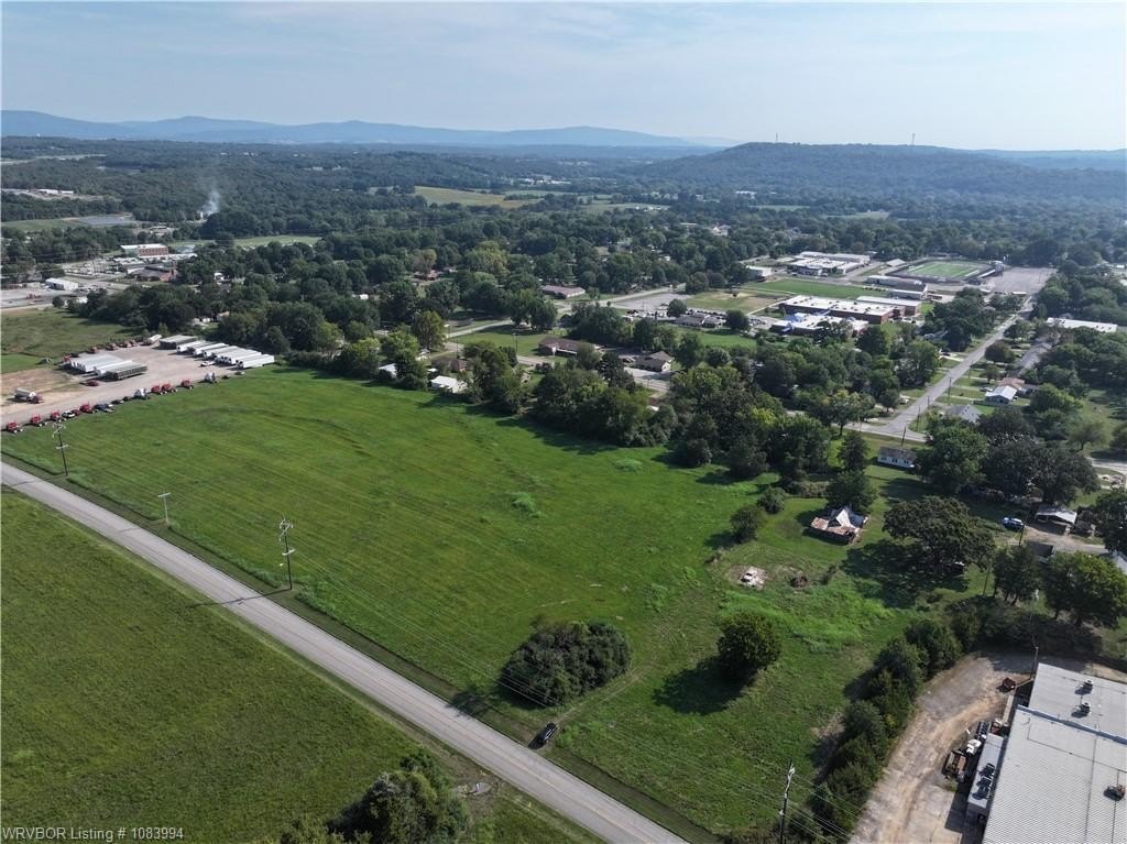 Commercial Land Near Industry Giants