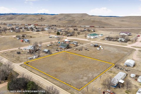 Acre Lot in Fairburn, SD