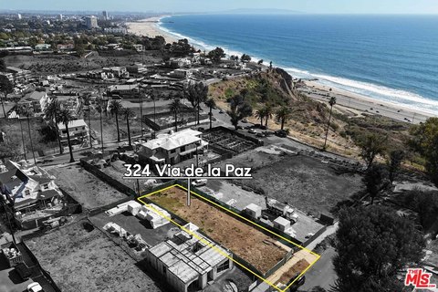 Land, Pacific Palisades, CA
