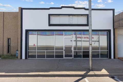 Upgraded Commercial Building For Rent