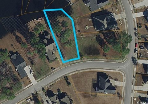 Lakefront Homesite in Golf Community