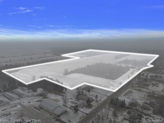 106 Acres Near Armada Amenities