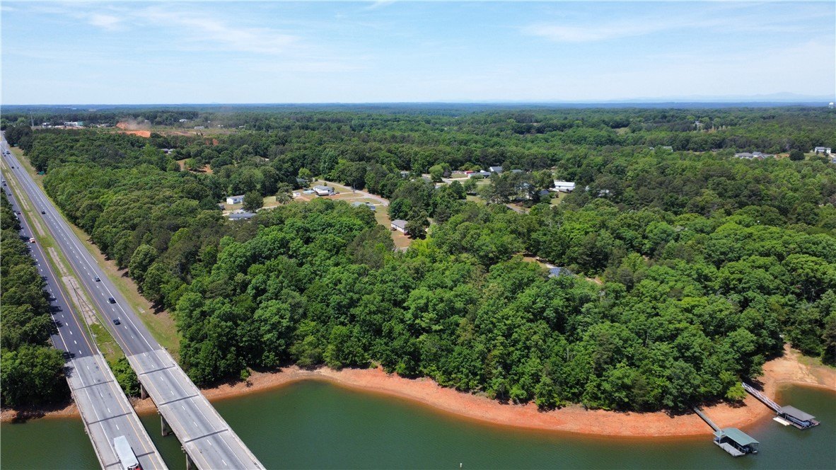 Waterfront Acreage on Lake Hartwell