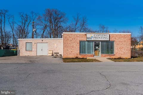 High-Visibility Flex Building on Rt. 22