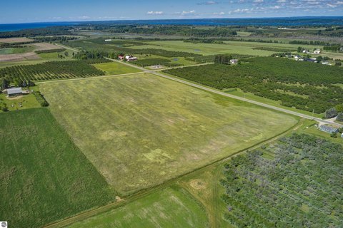 LAND - WILLIAMSBURG, MI
