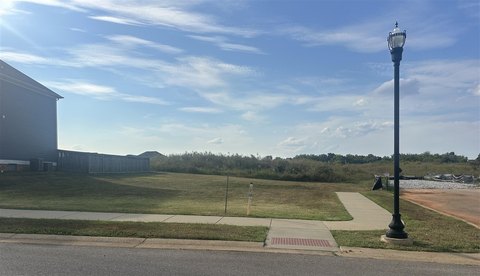 Residential Lot in Bowling Green
