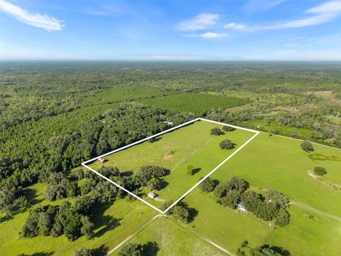 LAND - TRENTON, FL